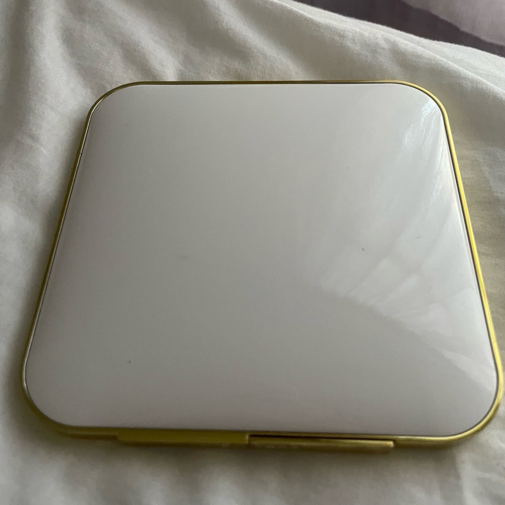 Tom Ford bronzer used couple times